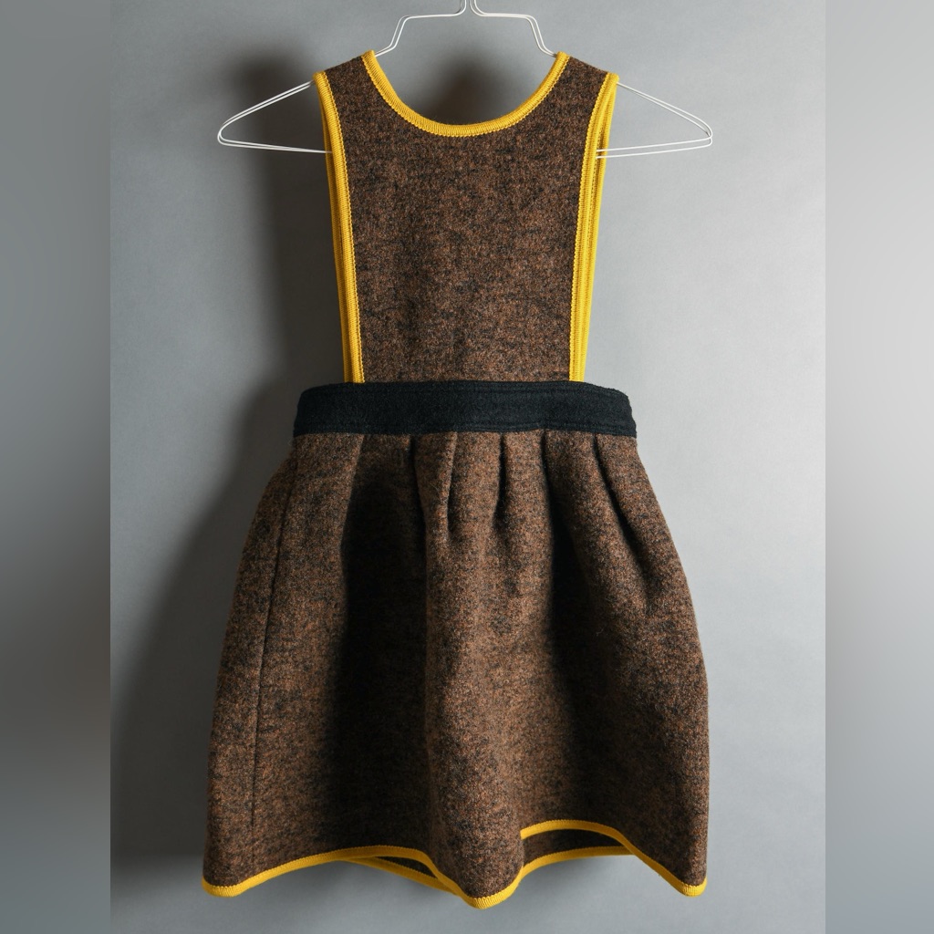 Designer Hilda Henri Boiled Wool Apron Dress Jumper Heirloom Size 10 Bnwt